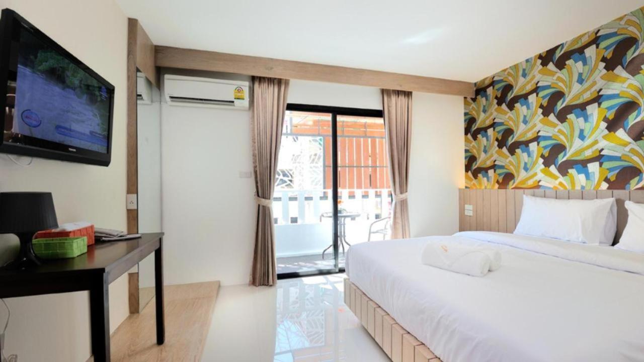 Hotel Chilli Salza Patong Esterno foto