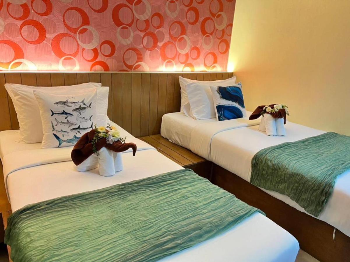 Hotel Chilli Salza Patong Esterno foto
